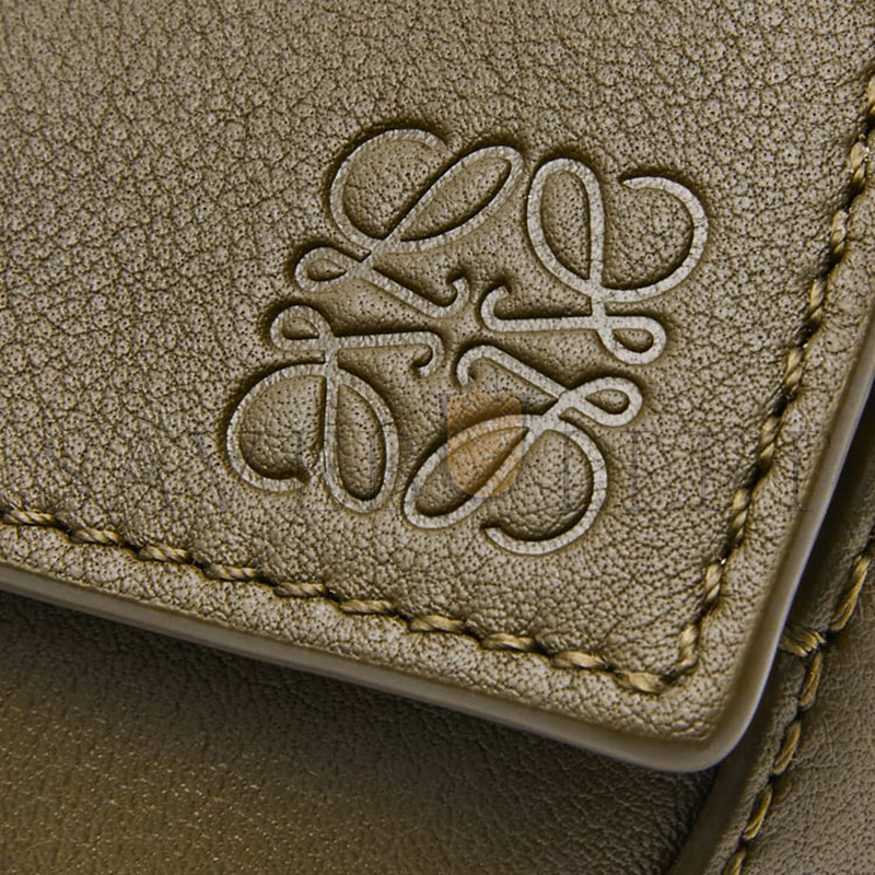 LOEWE MINI PUZZLE BAG IN CLASSIC CALFSKIN A510P88X26-3969 (18*12.5*8cm)