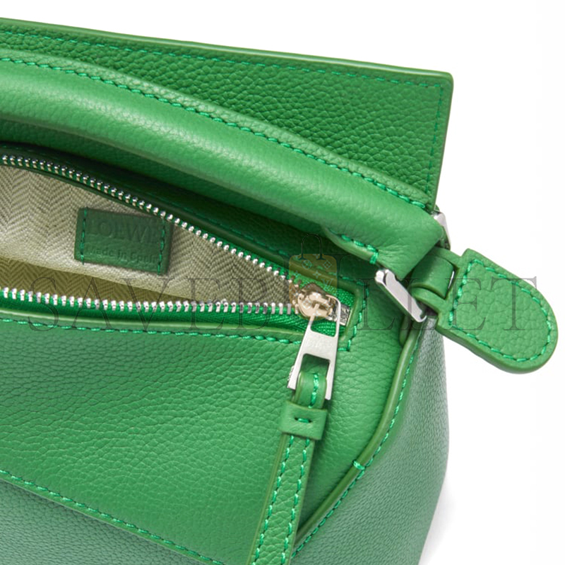 LOEWE MINI PUZZLE BAG IN SOFT GRAINED CALFSKIN A510P88X41-4748 (18*12.5*8cm)